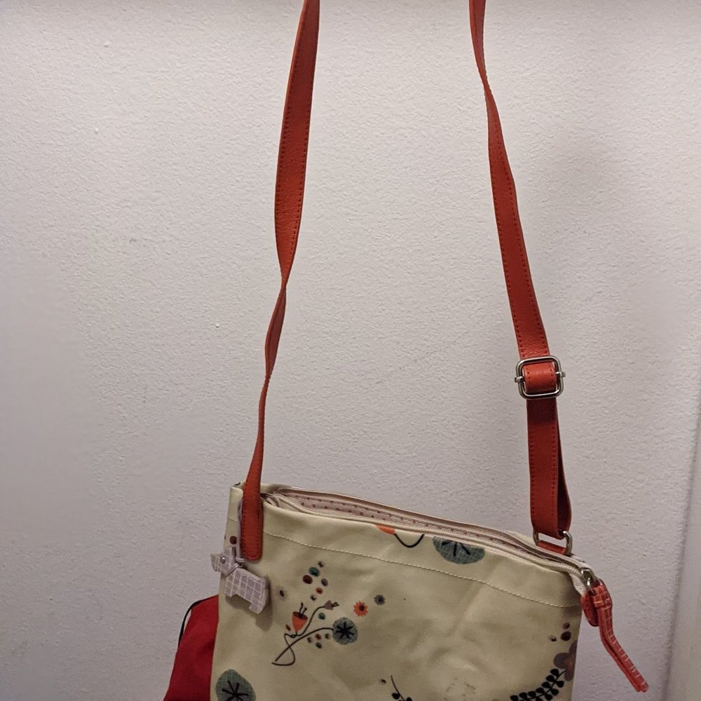 Crossbody bag